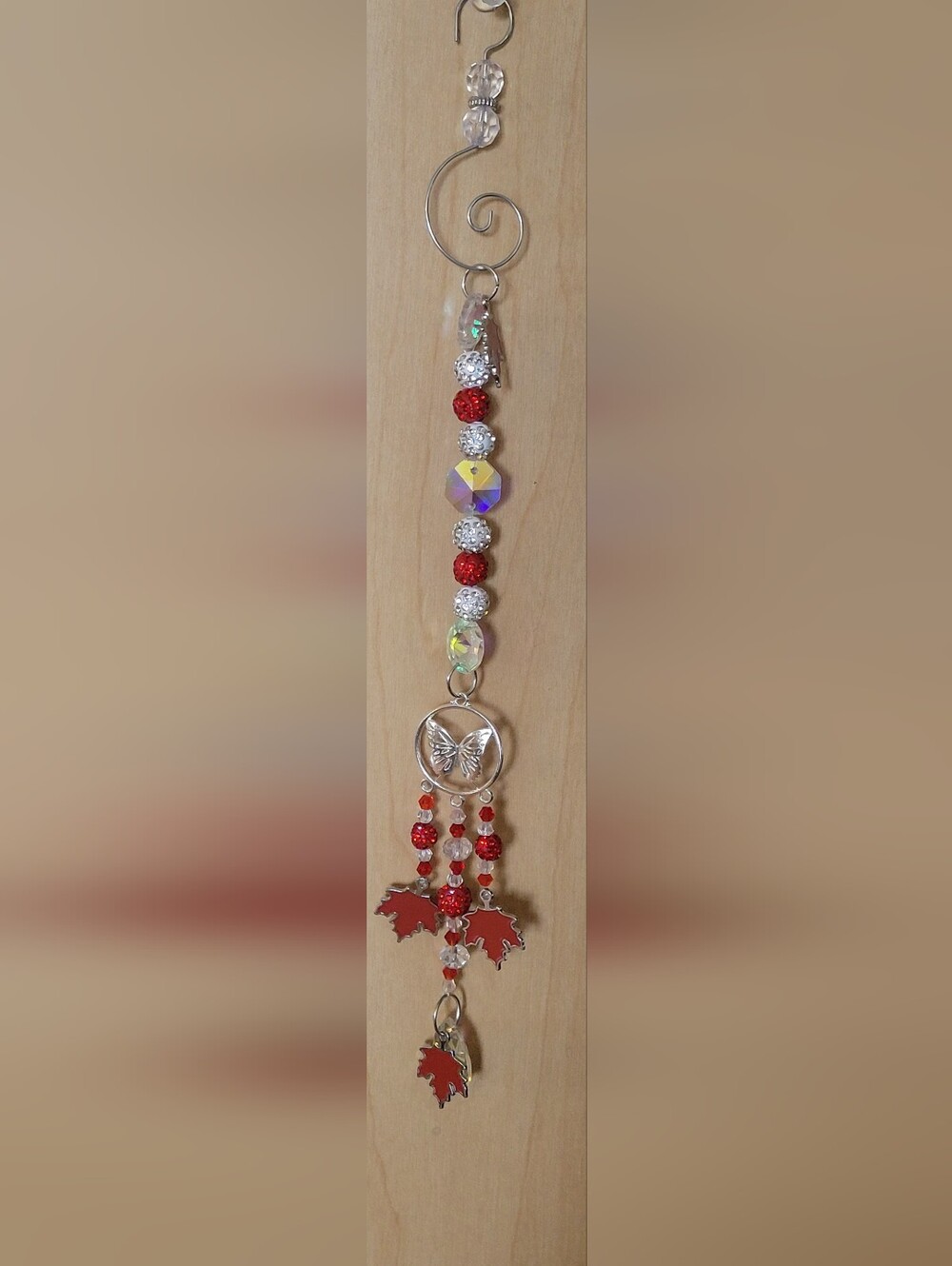 💀NEW💀 Hand Crafted Maple Leaf Butterfly Suncatcher